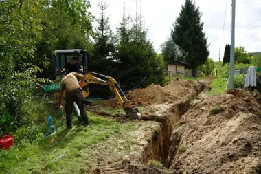 Woda popłynie do 121 działek. Samorząd dokłada do ogrodów