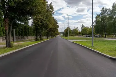 Ponad 1,6 mln zł na ulicę Tysiąclecia. Są nowe chodniki i wiaty