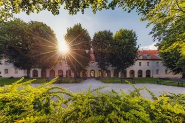 Dwa spacery po osiedlu Bloki. Mieszkańcy wskażą miejsca wymagające zmian