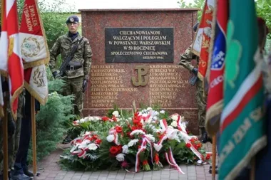 Syreny w godzinę „W” i Requiem Fauré. Obchody w Ciechanowie