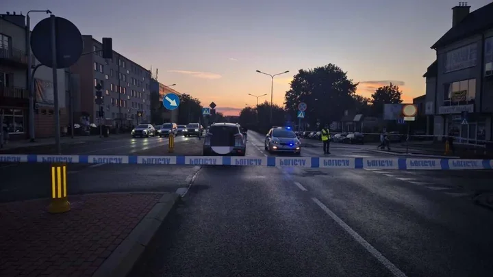 Zderzenie na przejściu w Ciechanowie. 15-latek trafił do szpitala