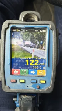 122 km/h przy ograniczeniu do 70 km/h. Kierowca z Ciechanowa stracił prawo jazdy