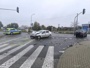 Zderzenie dwóch aut na DK60 we Władysławowie. Pasażer trafił do szpitala