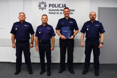 Drugie miejsce po testach, strzelaniu i pierwszej pomocy - ciechanowski policjant na podium