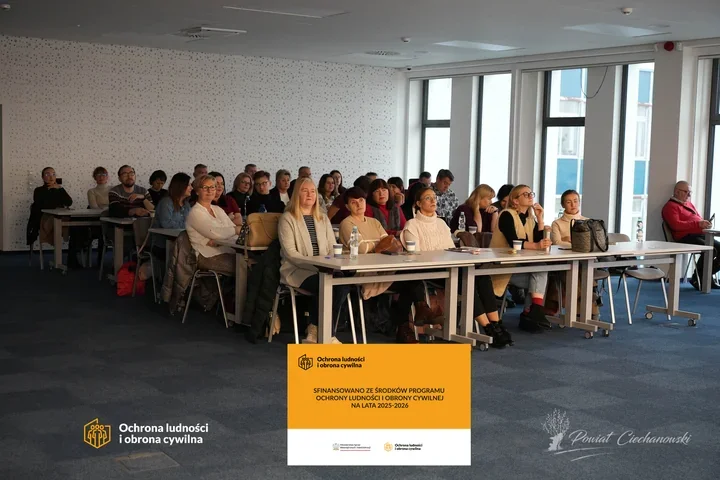 Ewakuacja powiatu i przepływ informacji. Szkolenie w Ciechanowie