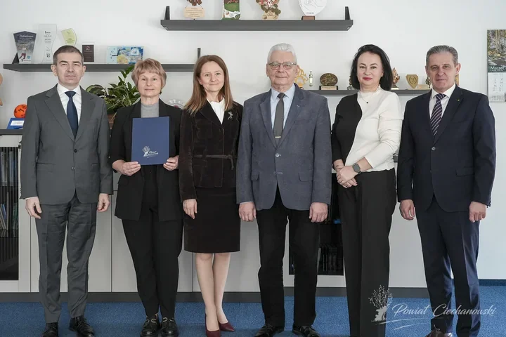 Powiat wspiera przyszłych rodziców – bezpłatna Szkoła Rodzenia dla 200 osób