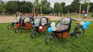 Cztery rodzinne rowery wracają do wypożyczalni. Bez rezerwacji nie ma jazdy